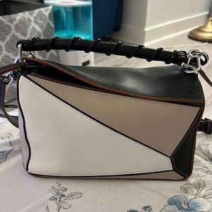 Loewe Small puzzle like new!!!!!